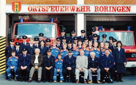 Gruppenbild der Feuerwehr Roringen